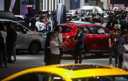 Gaya Hidup Sultan: Mengapa Nilai Mobil Super Mewah Kini Setara Rumah Real Estate?